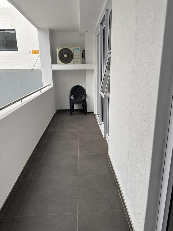 3 Bedroom Property for Sale in Sea Point Western Cape
